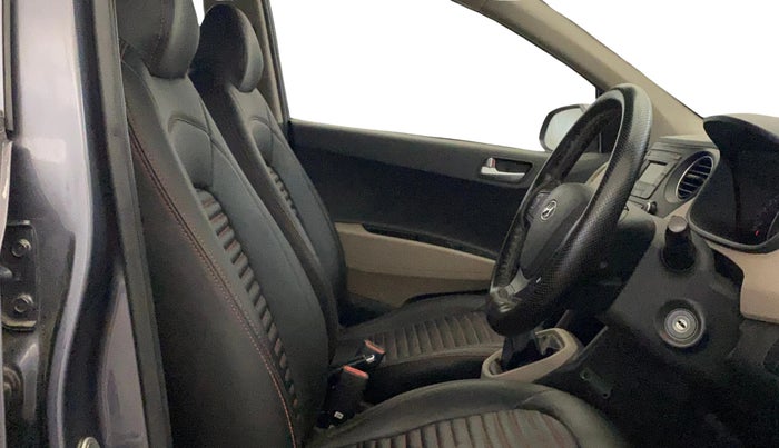 2016 Hyundai Grand i10 SPORTZ 1.2 KAPPA VTVT, Petrol, Manual, 30,747 km, Right Side Front Door Cabin