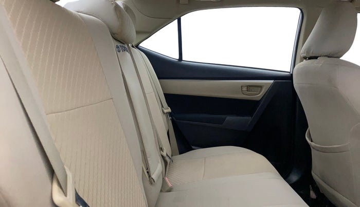 2015 Toyota Corolla Altis JS PETROL, Petrol, Manual, 62,153 km, Right Side Rear Door Cabin