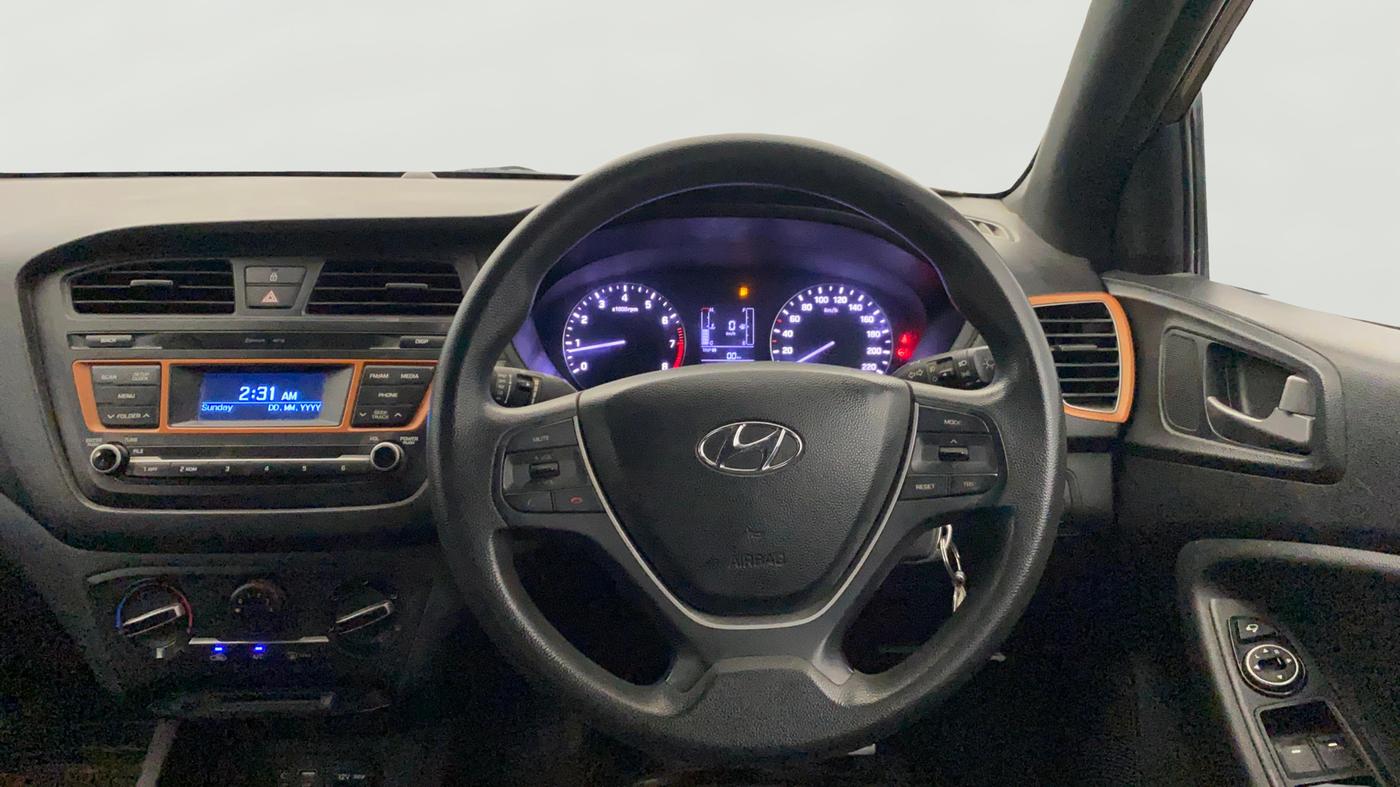 2016 Hyundai i20 Active 1.2 S, Petrol, Manual, 41,437 km, Steering Wheel Close Up
