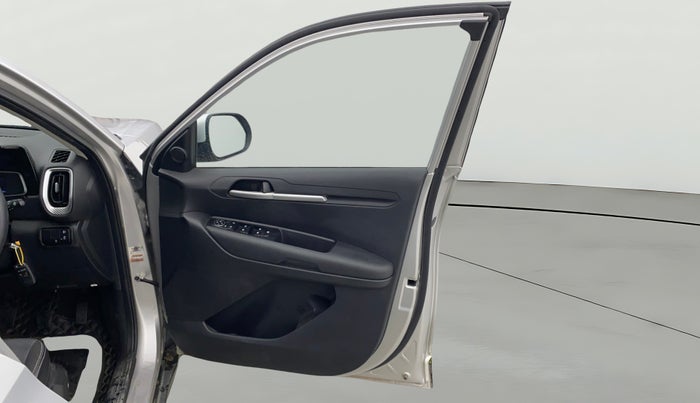 2023 KIA SONET HTK PLUS 1.2 PETROL MT, Petrol, Manual, 8,845 km, RHS Front Door