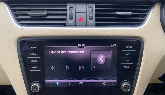 2019 Skoda Octavia STYLE 1.8 TSI AT, Petrol, Automatic, 1,12,805 km, Air Conditioner