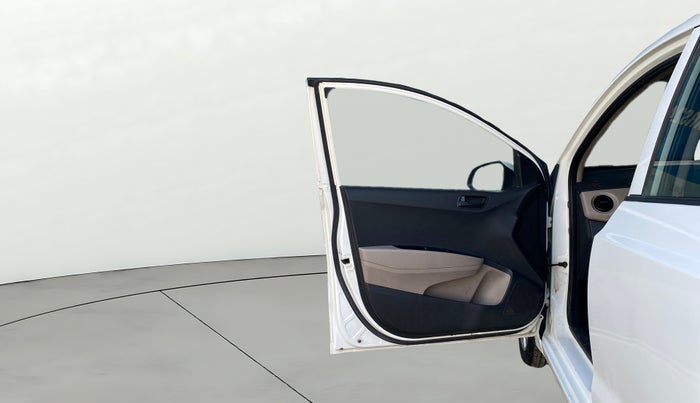 2014 Hyundai Grand i10 MAGNA 1.2 KAPPA VTVT, Petrol, Manual, 1,15,838 km, LHS Front Door