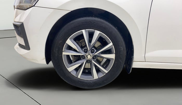 2022 Skoda SLAVIA STYLE 1.0L TSI MT, Petrol, Manual, 60,490 km, Left Front Wheel