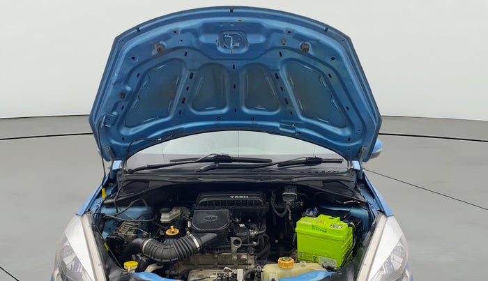 2017 Tata Tiago XZ PETROL, Petrol, Manual, 71,660 km, Open Bonet