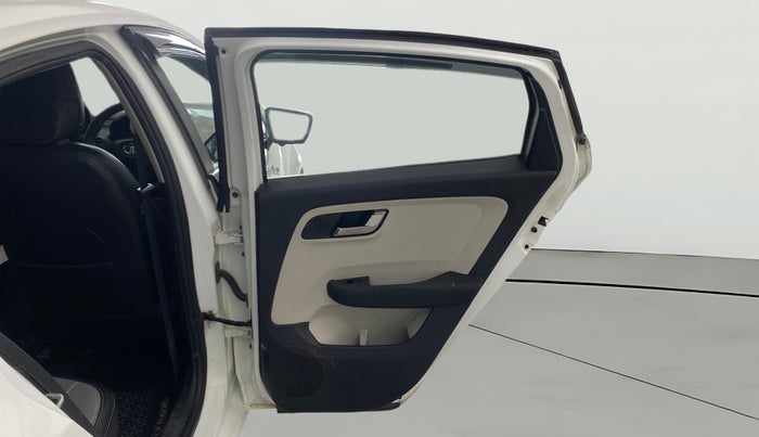 2022 Tata ALTROZ XZ PETROL, Petrol, Manual, 42,656 km, RHS Rear Door