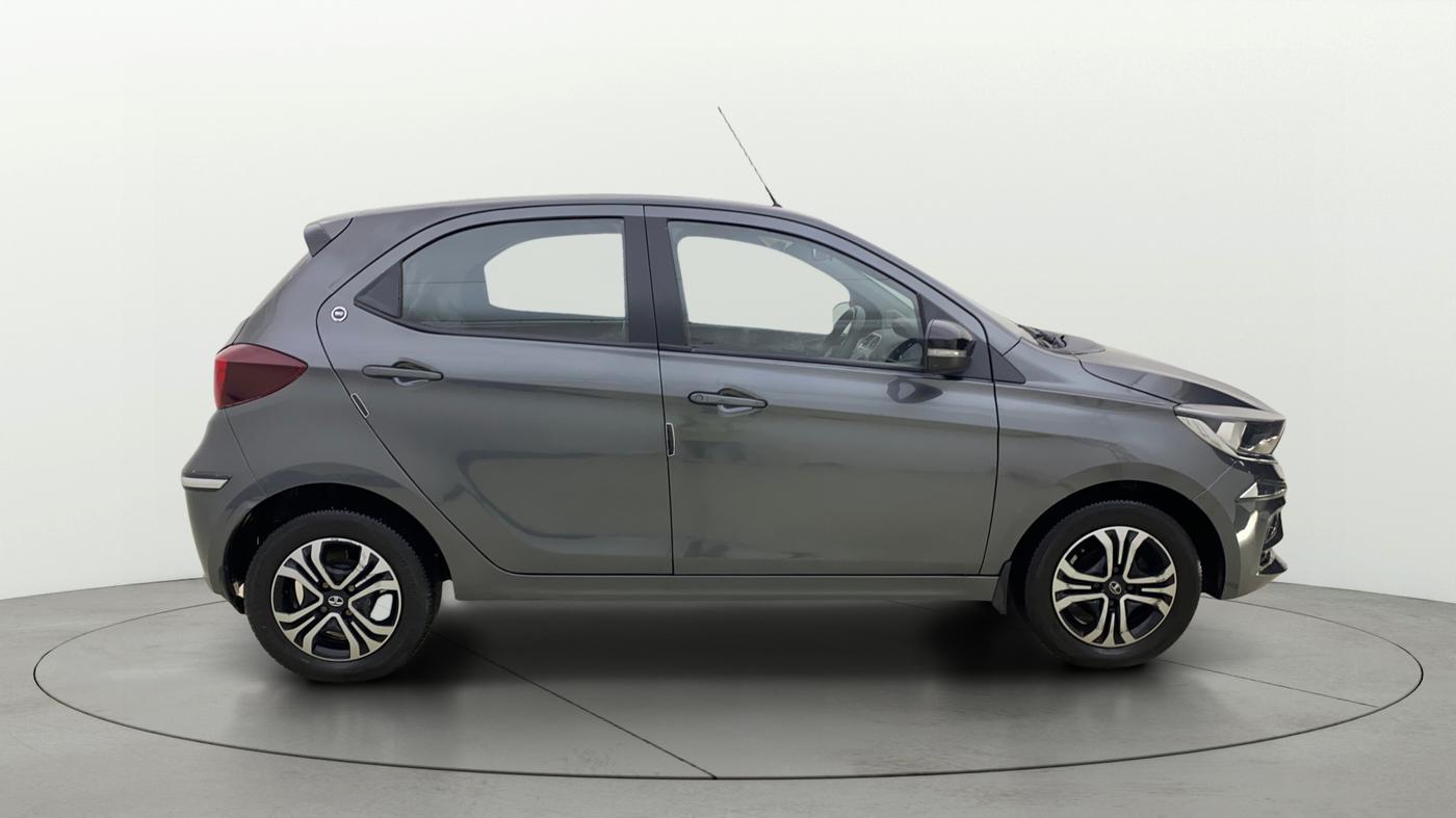 2023 Tata Tiago XT PETROL, Petrol, Manual, 35,121 km, Right Side View