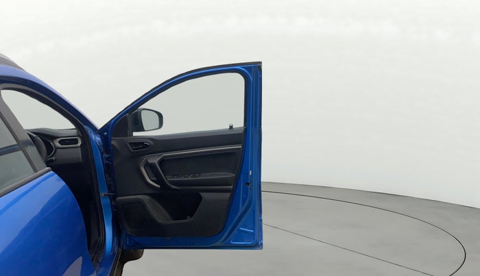 2021 Renault Kiger RXZ TURBO MT, Petrol, Manual, 90,089 km, RHS Front Door