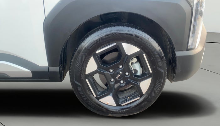 2025 KIA SYROS  HTX 1.0 Turbo 6MT, Petrol, Manual, 2,598 km, Right Front Wheel