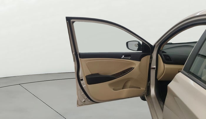 2012 Hyundai Verna FLUIDIC 1.6 VTVT SX, Petrol, Manual, 18,212 km, LHS Front Door