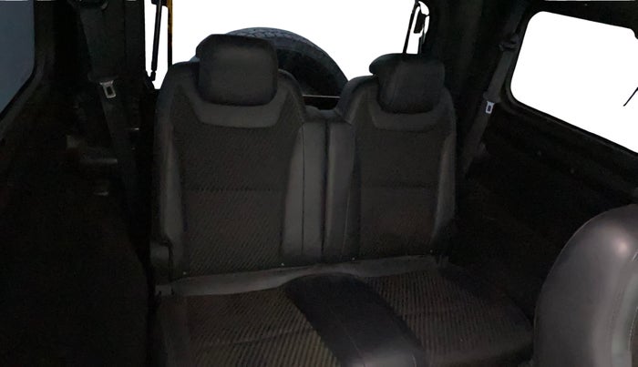 2022 Mahindra Thar LX HARD TOP 4WD MT, Diesel, Manual, 50,593 km, Right Side Rear Door Cabin