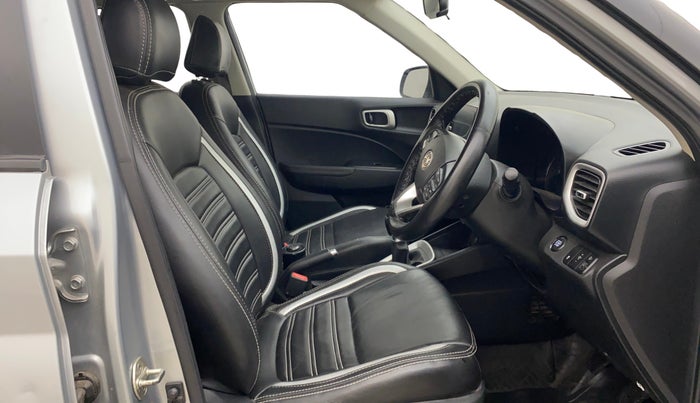 2019 Hyundai VENUE SX 1.0 (O) TURBO, Petrol, Manual, 1,20,117 km, Right Side Front Door Cabin