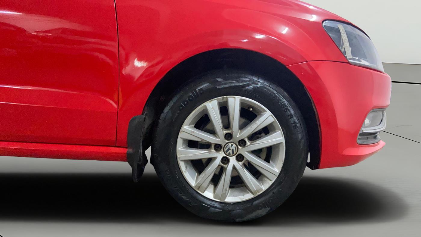 2016 Volkswagen Polo GT TSI AT, Petrol, Automatic, 1,29,229 km, Right Front Wheel