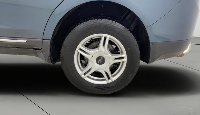 2019 Mahindra MARAZZO M6 8 STR, Diesel, Manual, 81,371 km, Left Rear Wheel