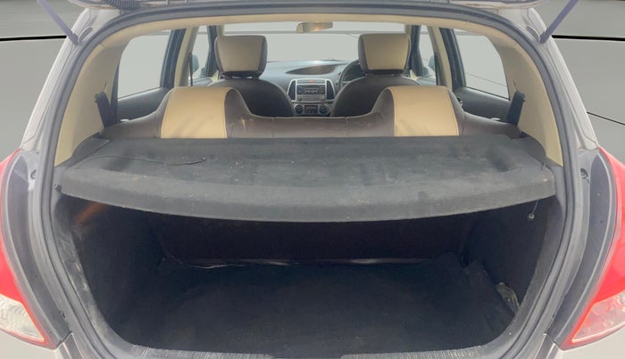 2012 Hyundai i20 MAGNA 1.4 CRDI, Diesel, Manual, 1,44,594 km, Boot Open Zoomed View