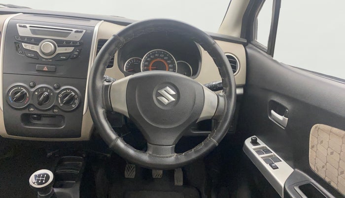 2013 Maruti Wagon R 1.0 VXI, Petrol, Manual, 34,301 km, Steering Wheel Close Up