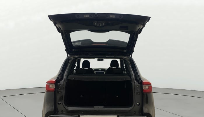 2022 Nissan MAGNITE XV PREMIUM TURBO CVT, Petrol, Automatic, 31,977 km, Boot Door Open