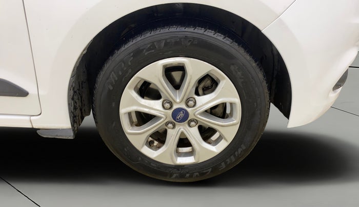 2018 Ford Figo Aspire TITANIUM 1.2 PETROL, CNG, Manual, 44,366 km, Right Front Wheel