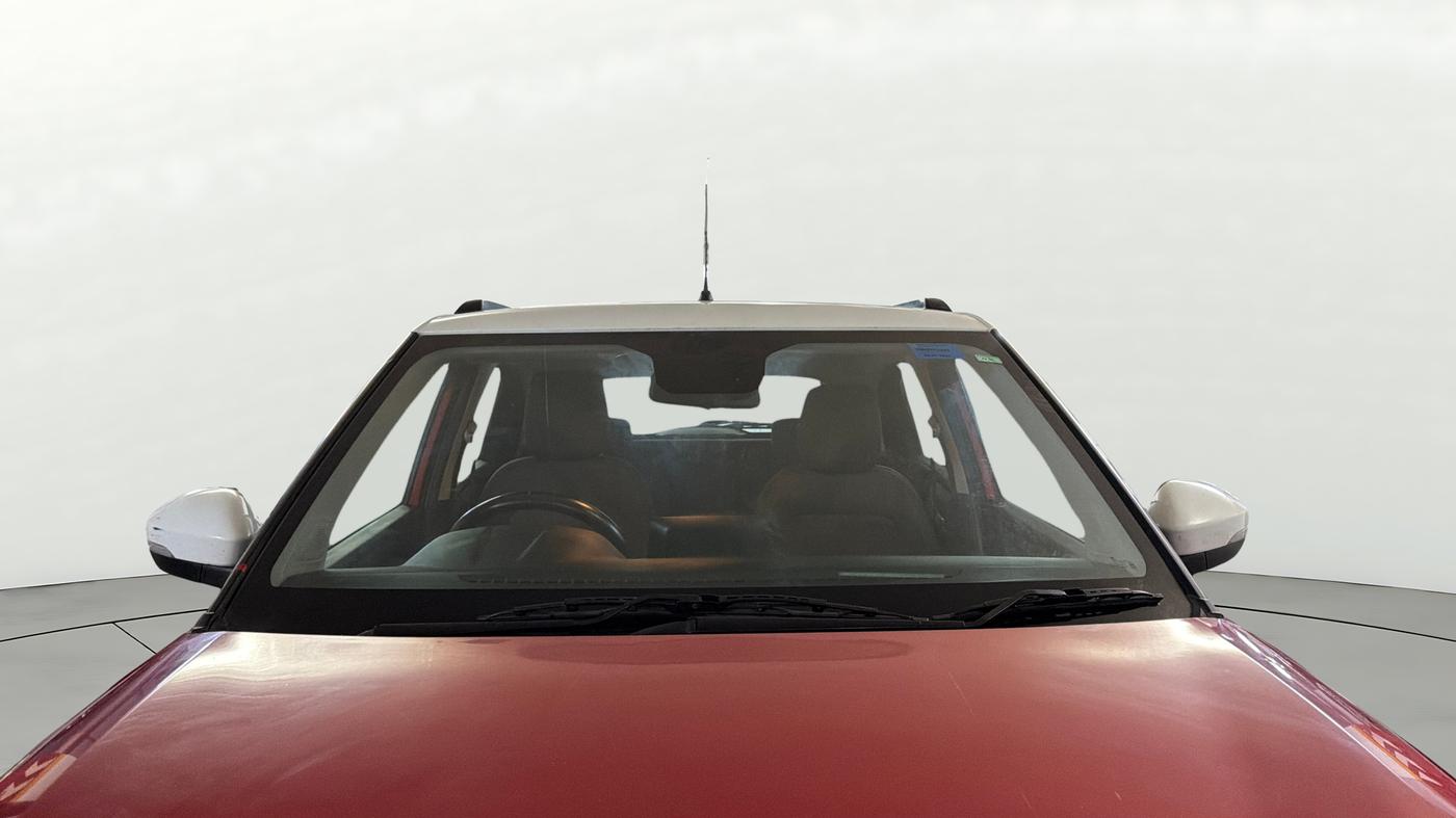 2022 Tata PUNCH  ACCOMPLISHED AMT CAMO EDITION, Petrol, Automatic, 33,734 km, Front Windshield