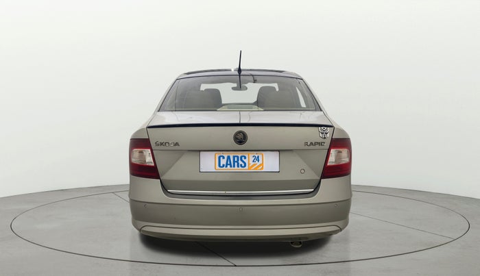 2017 Skoda Rapid STYLE 1.5 TDI AT, Diesel, Automatic, 83,221 km, Back/Rear