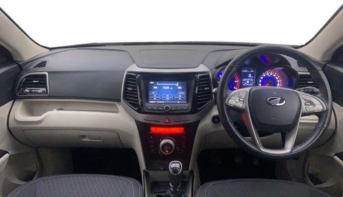2022 Mahindra XUV300 W8 1.5 DIESEL, Diesel, Manual, 57,742 km, Dashboard