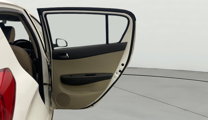 2014 Hyundai i20 SPORTZ 1.4 CRDI, Diesel, Manual, 77,055 km, RHS Rear Door