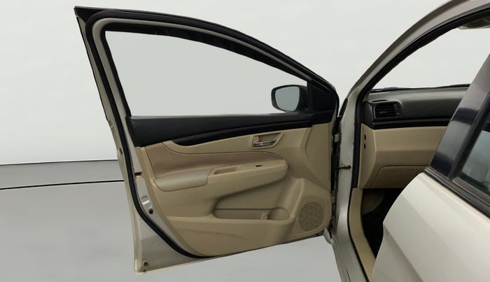 2018 Maruti Ciaz SIGMA 1.5 SHVS MT  PETROL, Petrol, Manual, 50,094 km, LHS Front Door
