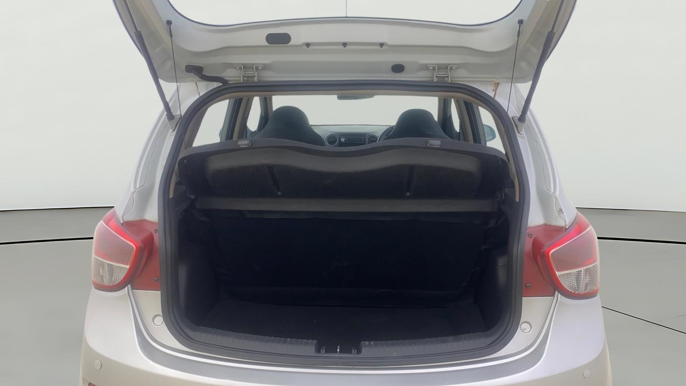 2016 Hyundai Grand i10 MAGNA AT 1.2 KAPPA VTVT, Petrol, Automatic, 56,046 km, Boot Open Zoomed View