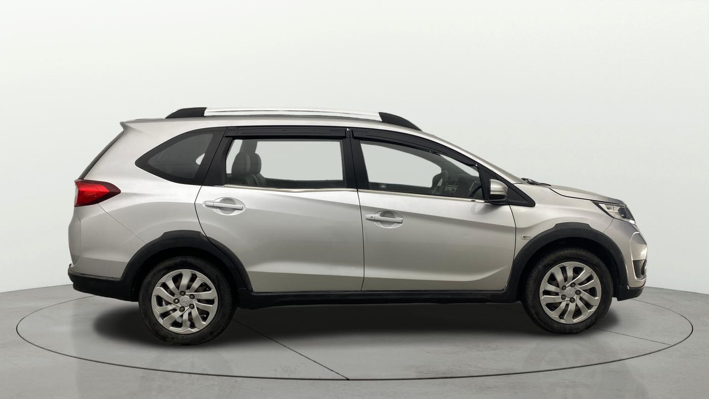 2017 Honda BR-V 1.5L I-VTEC S, Petrol, Manual, 58,395 km, Right Side View