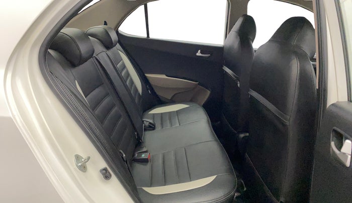 2016 Hyundai Xcent SX 1.2, Petrol, Manual, 78,511 km, Right Side Rear Door Cabin