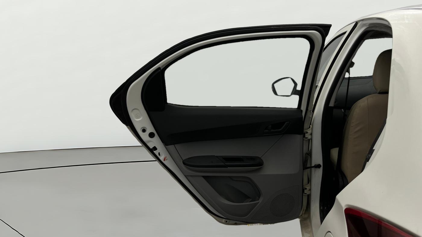 2021 Tata Tiago XT (O) PETROL, Petrol, Manual, 31,998 km, LHS Rear Door