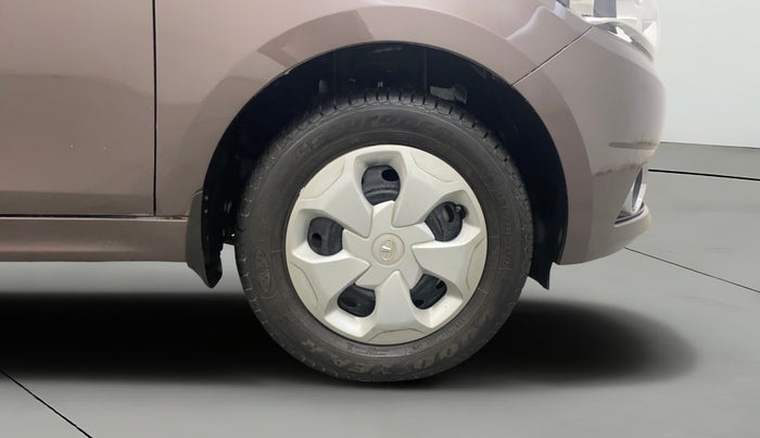 2018 Tata Tiago XZ PETROL, Petrol, Manual, 13,875 km, Right Front Wheel