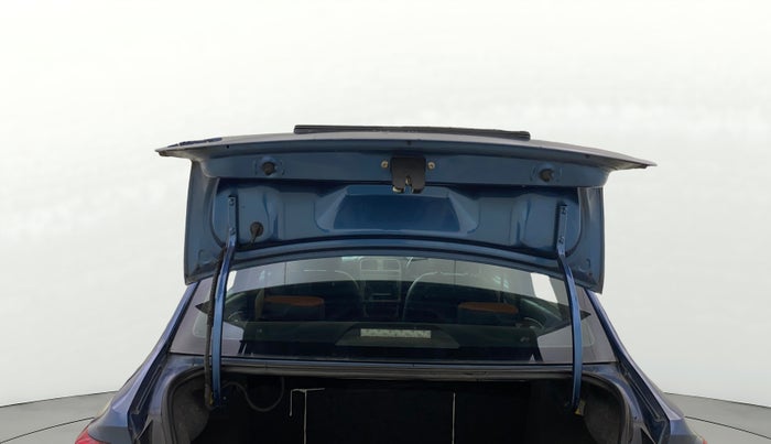 2017 Volkswagen Ameo HIGHLINE1.2L, Petrol, Manual, 47,711 km, Boot Door Open