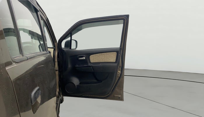 2017 Maruti Wagon R 1.0 VXI (O) AMT, Petrol, Automatic, 43,965 km, RHS Front Door