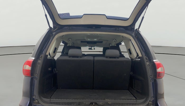 2017 Tata Hexa XTA 4X2 7 STR, Diesel, Automatic, 1,39,861 km, Boot Open Zoomed View