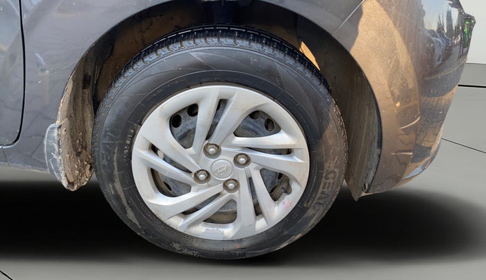 2021 Hyundai AURA S 1.2 CNG, CNG, Manual, 1,09,361 km, Right Front Wheel