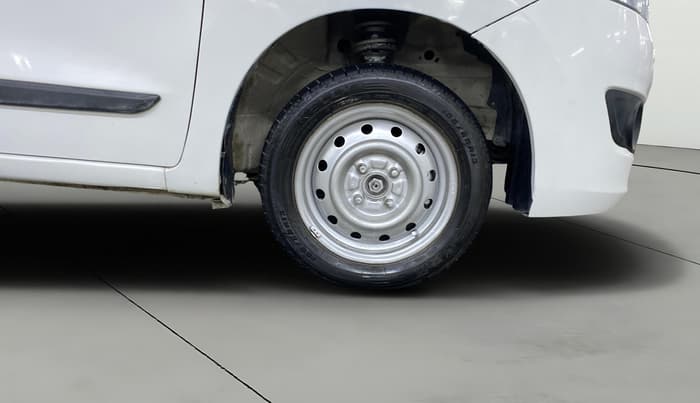 2016 Maruti Wagon R 1.0 LXI CNG, CNG, Manual, 75,076 km, Right Front Wheel