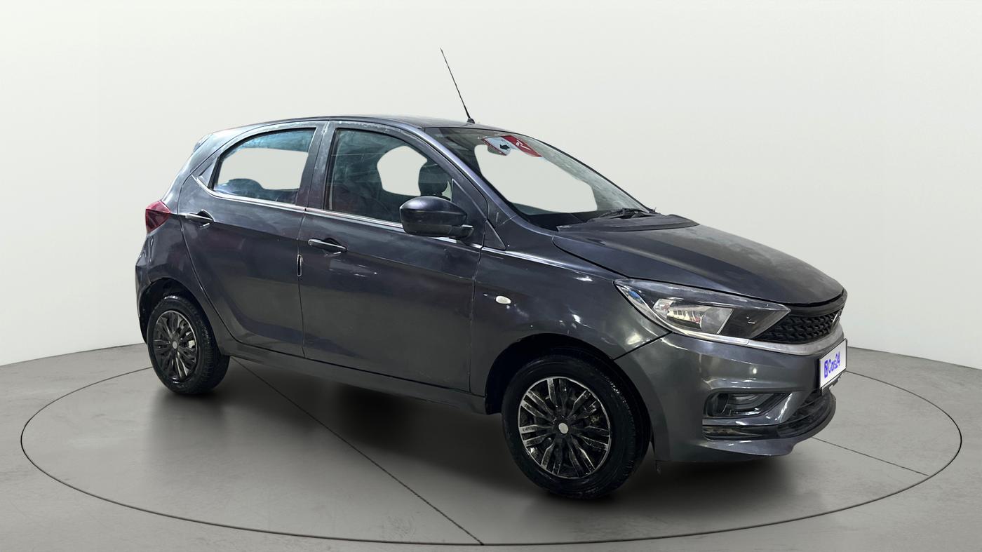 2023 Tata Tiago XM CNG, CNG, Manual, 48,700 km, Right Front Diagonal
