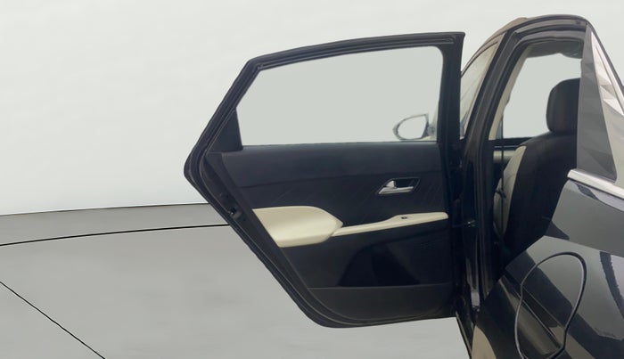 2024 Hyundai Verna SX 1.5 l MPI, Petrol, Manual, 20,610 km, LHS Rear Door