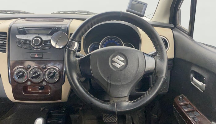 2017 Maruti Wagon R 1.0 VXI AMT, Petrol, Automatic, 78,443 km, Steering Wheel Close Up