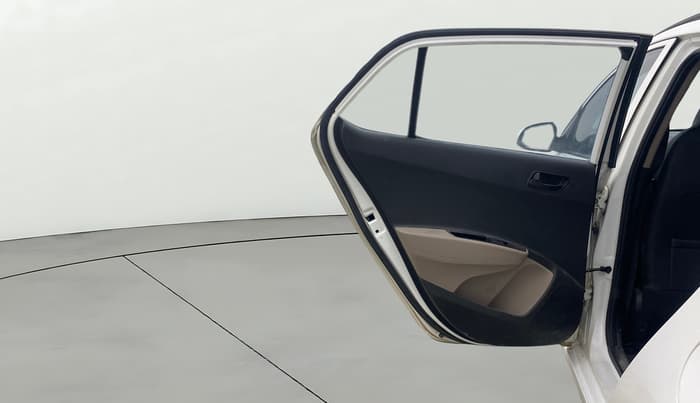 2019 Hyundai Grand i10 MAGNA AT 1.2 KAPPA VTVT, Petrol, Automatic, 79,288 km, LHS Rear Door