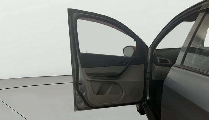 2019 Tata Tiago WIZZ EDITION PETROL, Petrol, Manual, 45,619 km, LHS Front Door