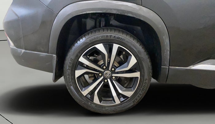 2023 MG HECTOR SHARP PRO 1.5 TURBO MT PETROL, Petrol, Manual, 39,333 km, Right Rear Wheel