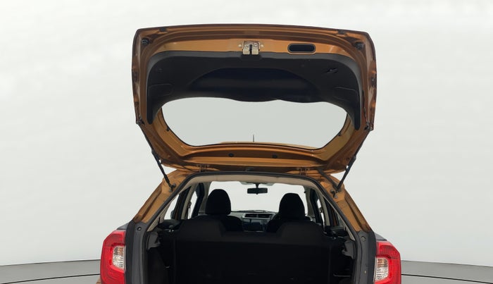 2017 Honda WR-V 1.2L I-VTEC VX MT, Petrol, Manual, 99,905 km, Boot Door Open