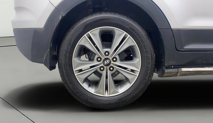 2017 Hyundai Creta SX PLUS AT 1.6 PETROL, Petrol, Automatic, 1,39,997 km, Right Rear Wheel