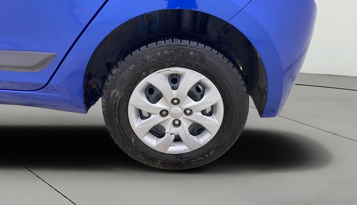 2016 Hyundai Elite i20 SPORTZ 1.4 CRDI, Diesel, Manual, 1,44,531 km, Left Rear Wheel