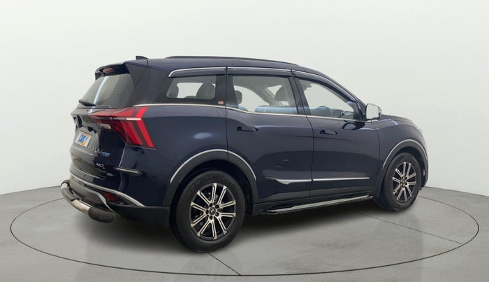 2022 Mahindra XUV700 AX 7 LUXURY P AT 7 STR, Petrol, Automatic, 76,554 km, Right Back Diagonal
