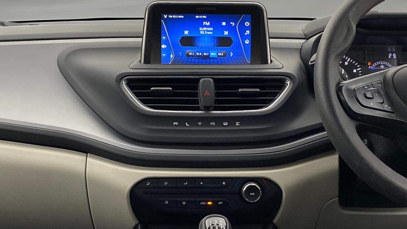 2022 Tata ALTROZ XM PLUS PETROL, Petrol, Manual, 58,379 km, Air Conditioner