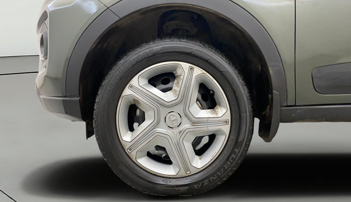 2023 Tata NEXON XMA PLUS SUNROOF PETROL, Petrol, Automatic, 20,224 km, Left Front Wheel