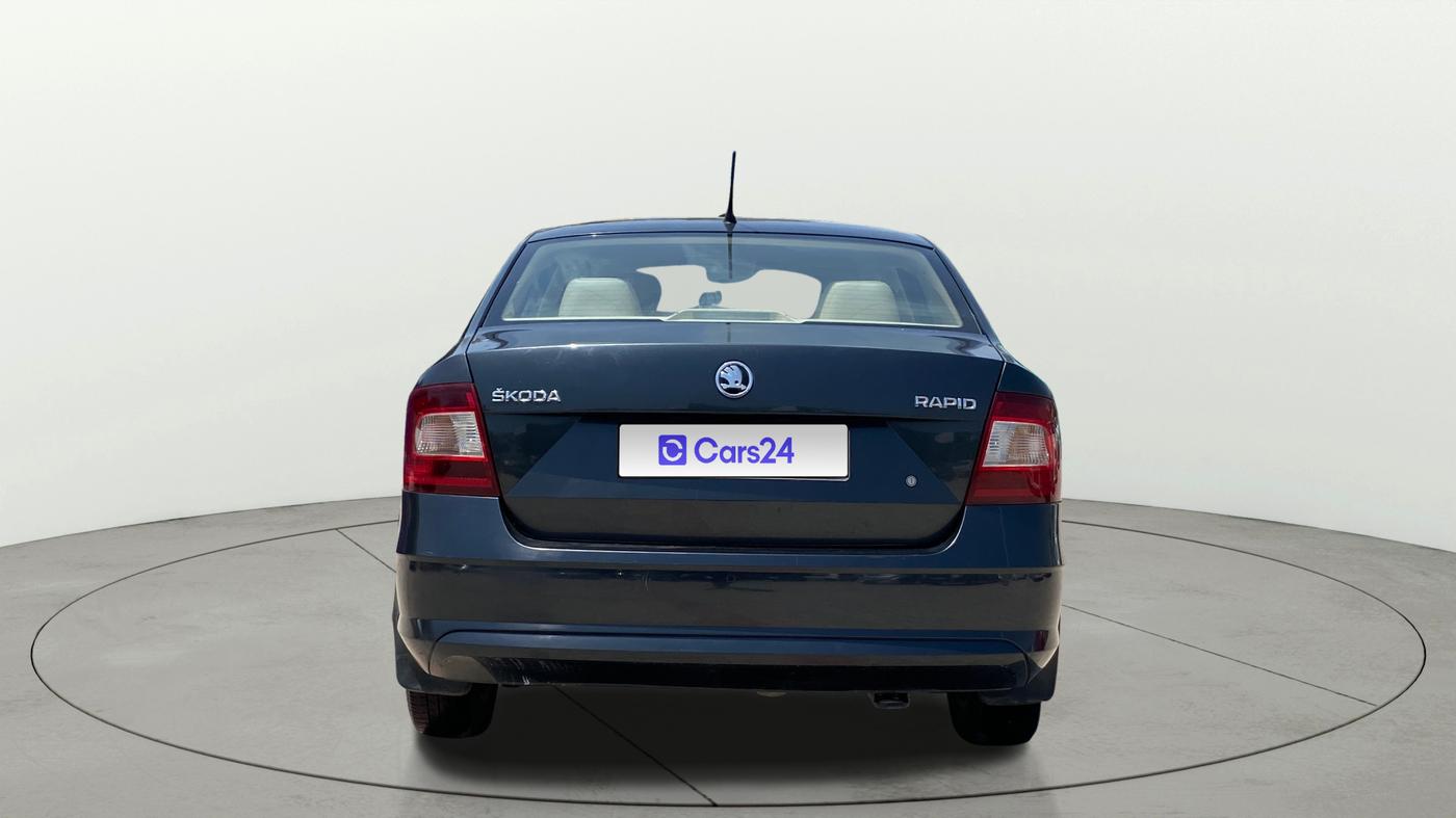 2020 Skoda Rapid 1.0 AMBITION TSI MT, Petrol, Manual, 1,27,734 km, Back/Rear