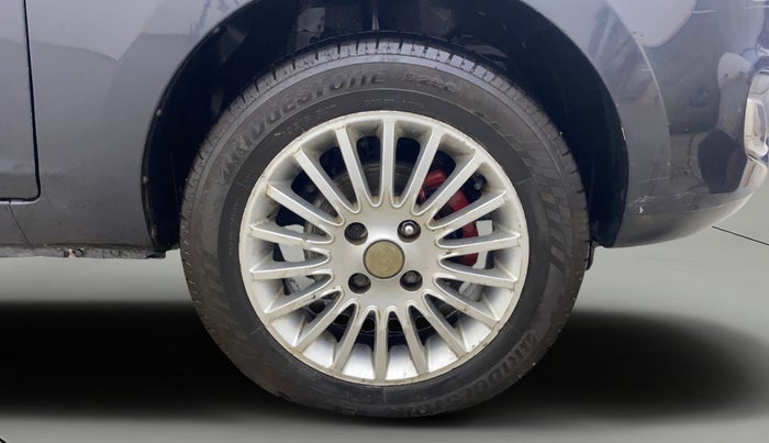 2014 Tata Zest XMS 90PS DIESEL, Diesel, Manual, 1,09,255 km, Right Front Wheel